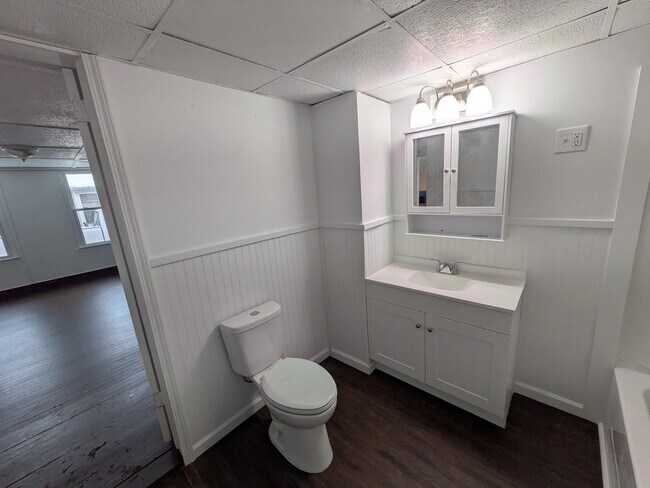 Foto del edificio - 148 Maple St