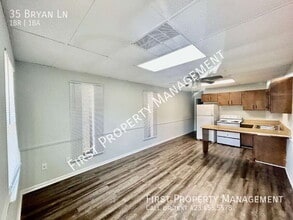 Building Photo - 35 Bryan Ln