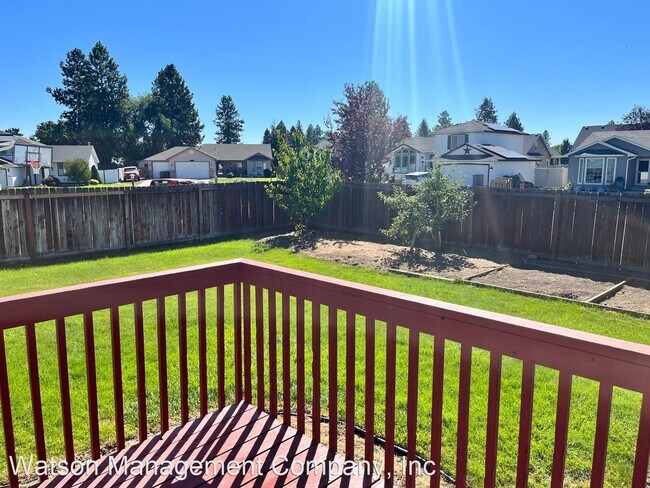 Building Photo - 3 br, 3 bath House - 7002 N Bluegrass