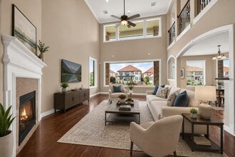 Building Photo - 18943 Villa Bergamo Ln