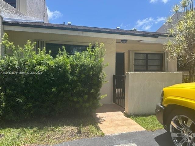 Primary Photo - 10830 SW 72nd St