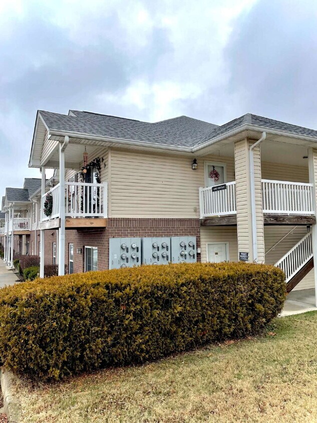 "2-Bed, 2-Bath apartment on Stonestreet Road – 904 Sq Ft!" - "2-Bed, 2-Bath apartment on Stonestreet Road – 904 Sq Ft!"