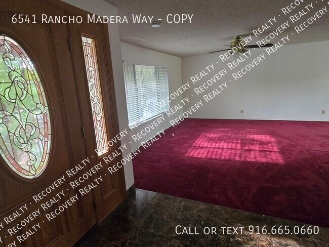 Foto del edificio - 6541 Rancho Madera Way