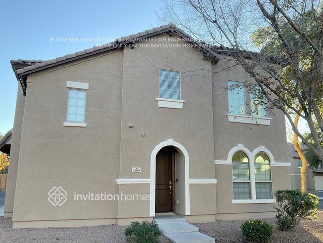 Building Photo - 1509 S Colt Dr