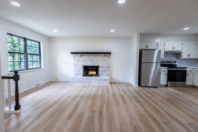 Foto del edificio - 8659 Riggs St