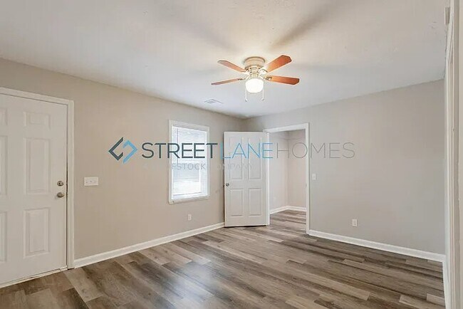 Foto del edificio - 108 Parkway Dr