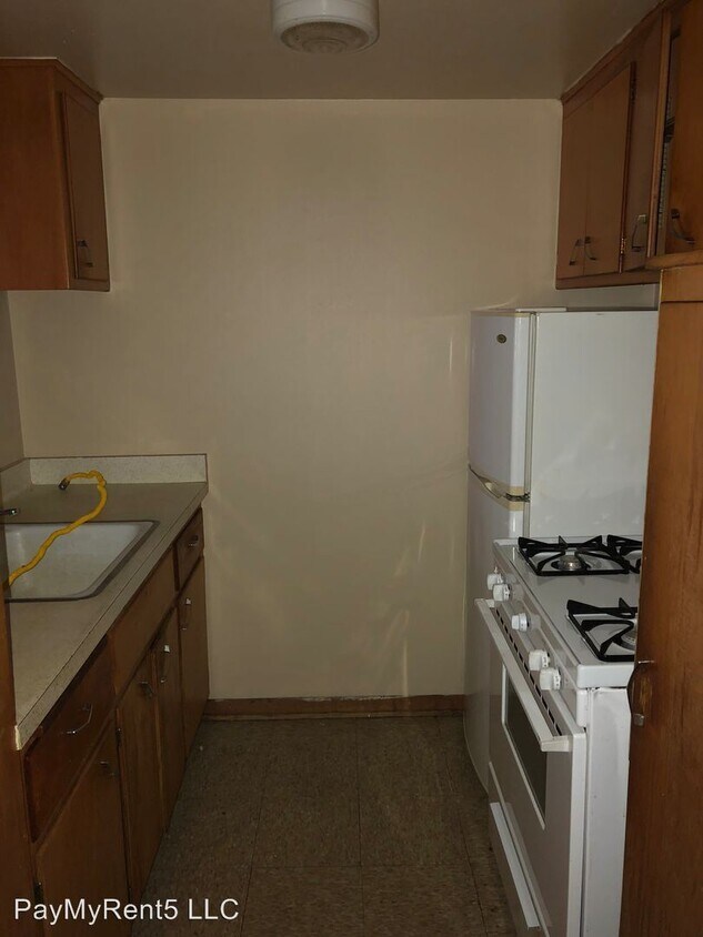 Foto del edificio - 5175 N Hopkins St