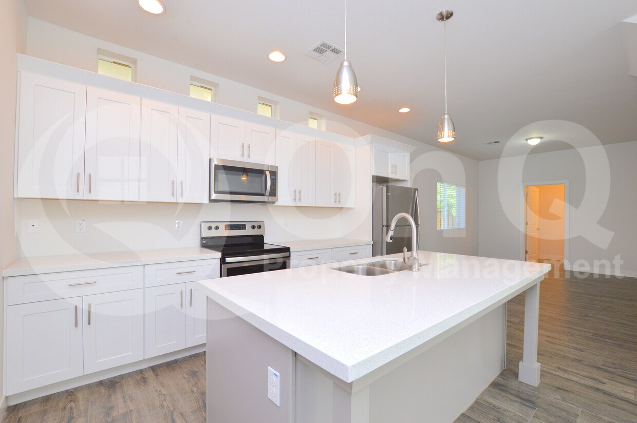 Foto principal - South on 37th Street