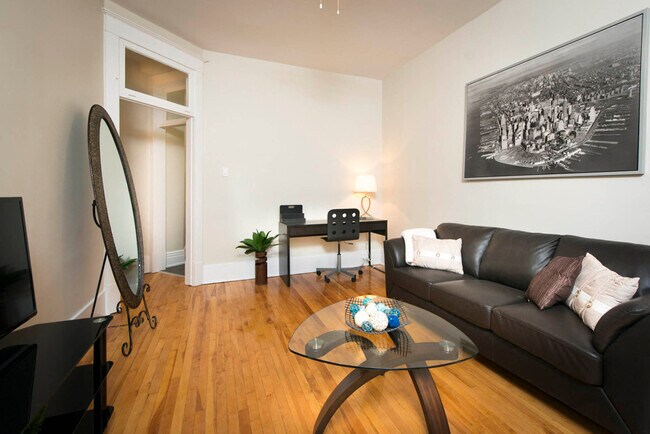 1BDR - Une chambre - 626 Jessie Apartment