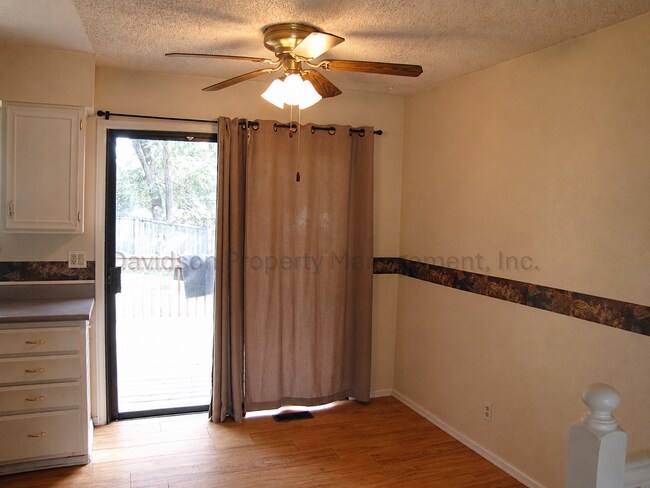 Foto del edificio - Great 4 Bedroom House in North Colorado Springs