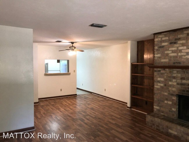 Building Photo - 330 Teal Ln