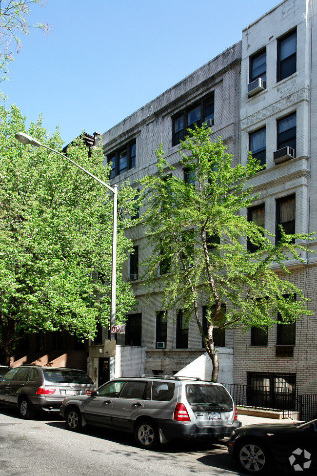 Building Photo - 159-161 W 85th St