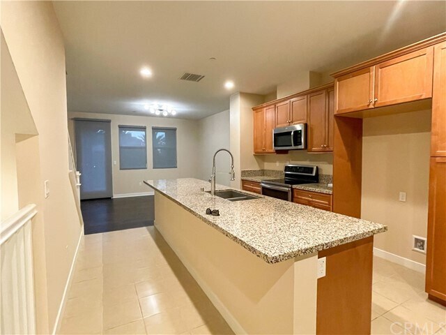 Foto del edificio - 8054 Ackerman St