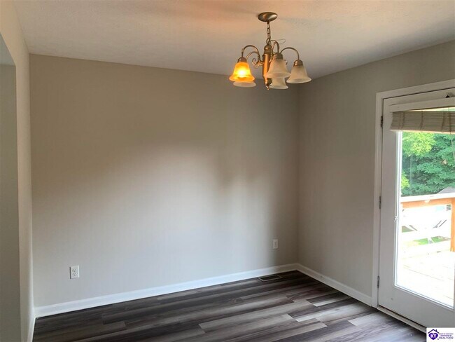 Foto del edificio - 307 Ivy Pointe Dr