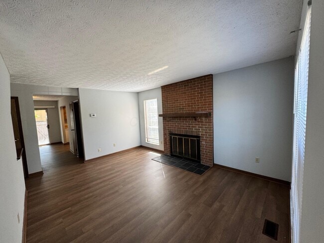 Foto del edificio - 1305 Palmer House Ct