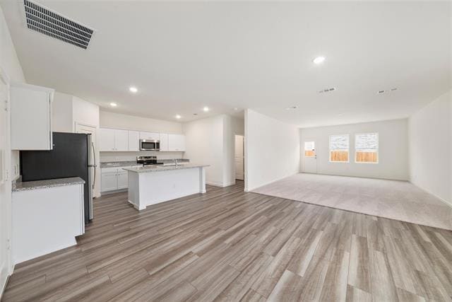 Building Photo - 2004 Burnwood St