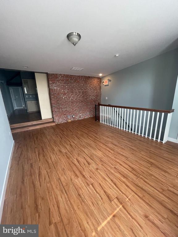 Foto del edificio - 550 N 52nd St