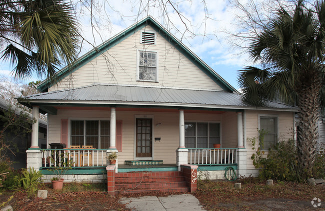 Building Photo - 138 King St