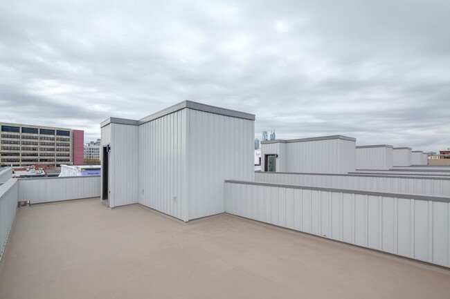Foto del edificio - 619 N 4th St