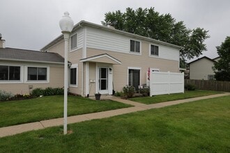 Building Photo - 1483 Cornell Ct