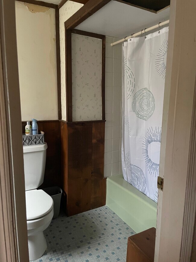 Foto del edificio - 38 Rennert Ln