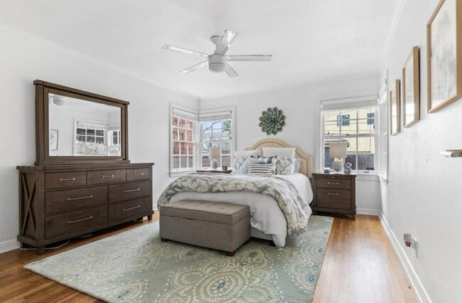 Foto del edificio - 3248 Cockrell Ave