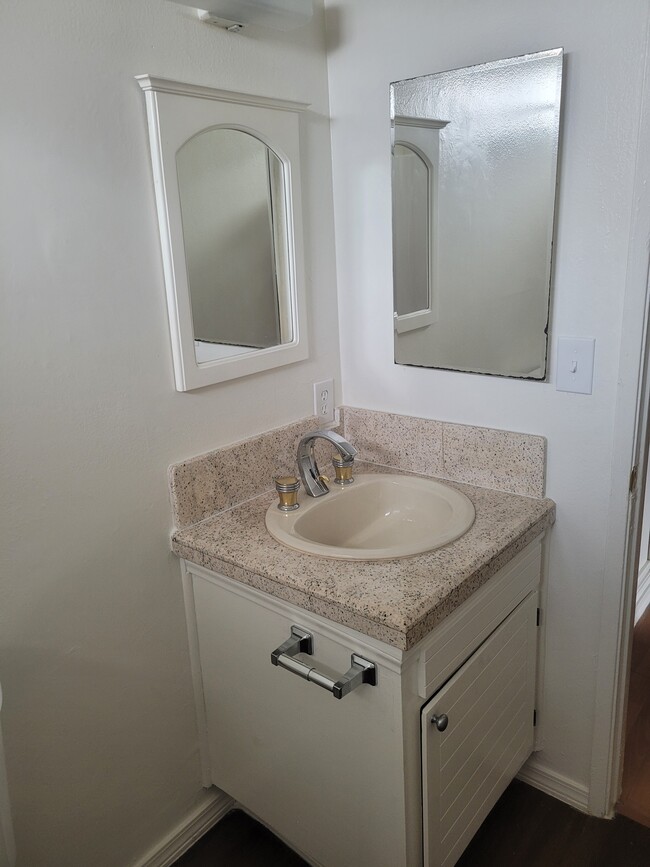 BATHROOM VANITY - 14075 Foothill Blvd