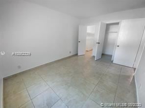 Building Photo - 2 br, 1 bath  - Lakeside at Lauderdale Lakes
