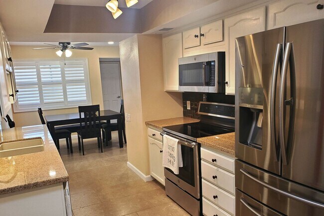 Building Photo - Perfect & Newly Updated Vacation Home, 45+...