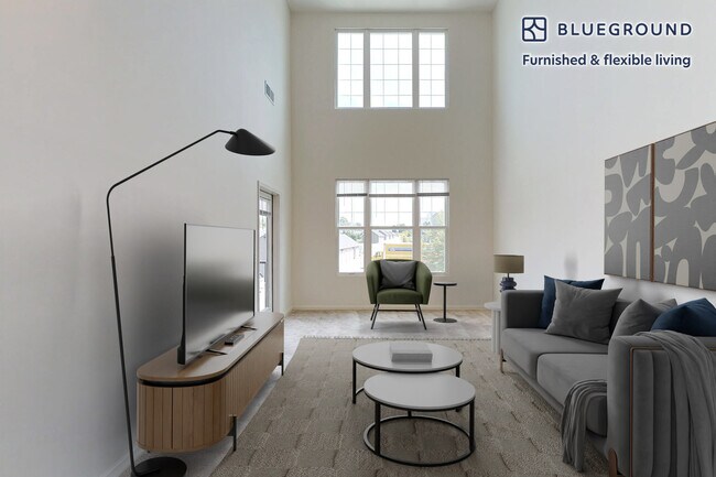 Building Photo - 1700 E 5th St