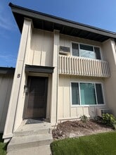 Building Photo - 2610 Phipps Ave