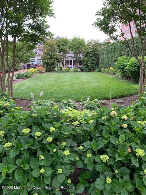 Foto del edificio - 102 Mercer Ave