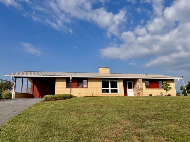 Photo - 221 Grandview Drive House