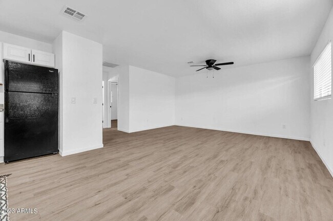 Foto del edificio - 1505 W McKinley St