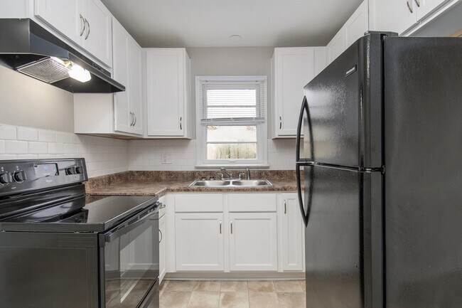 Foto del edificio - 2329 3rd St NE