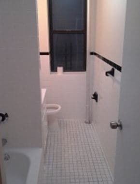 Bathroom Unit 17 - 123 W 142nd St