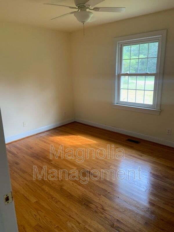 Foto del edificio - 4457 US-401