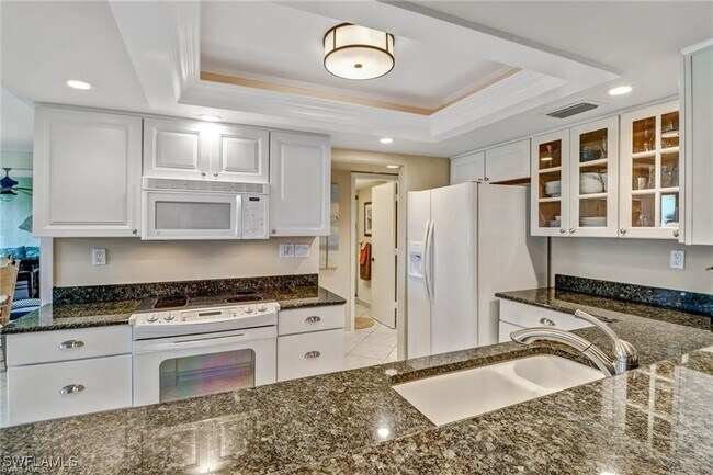 Foto del edificio - 10475 Gulf Shore Dr