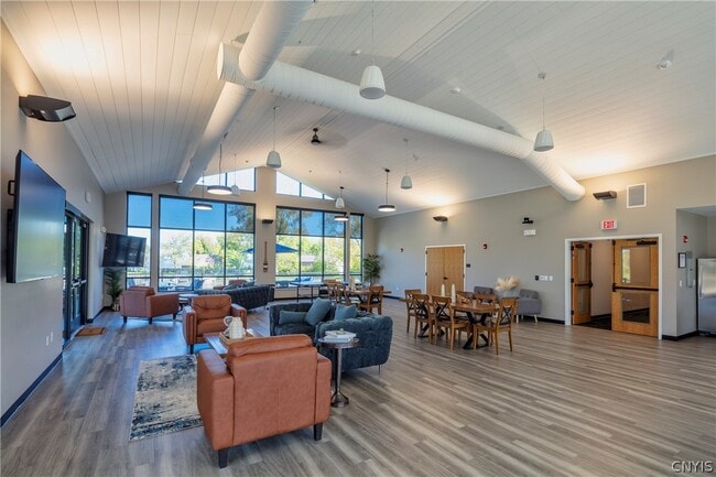 Building Photo - 15 Loso Dr