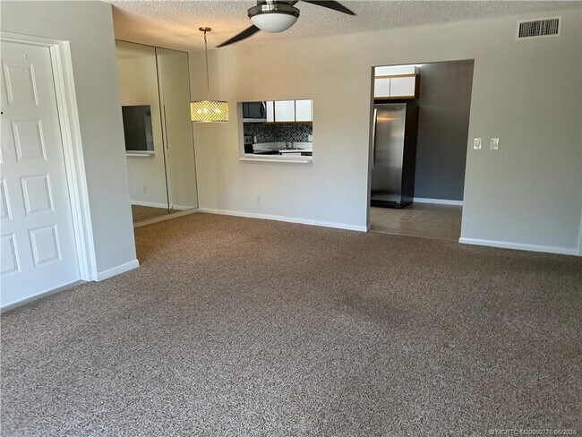 Foto del edificio - 2114 SW Silver Pine Way