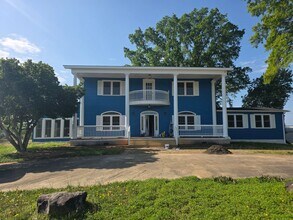 Building Photo - 375 Canaan Rd