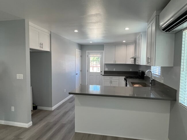 Kitchen - 44979 15th St W