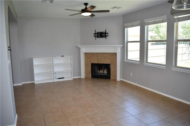 Foto del edificio - 108 Quarry Ln