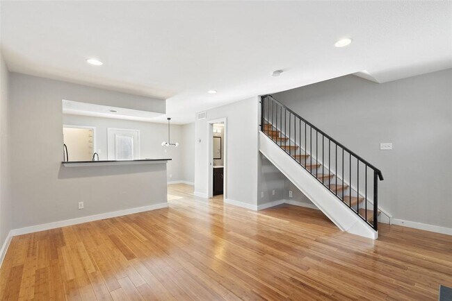 Foto del edificio - 3601 Menchaca Rd