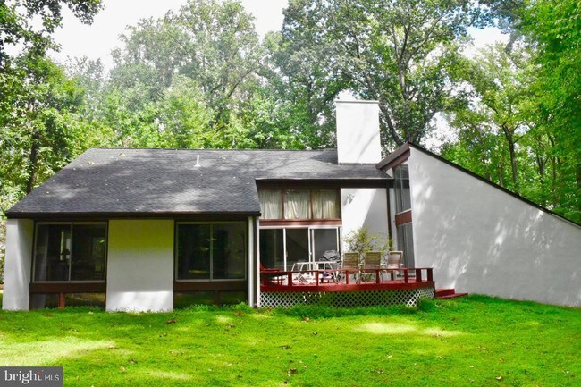 Building Photo - 1079 Stuart Rd