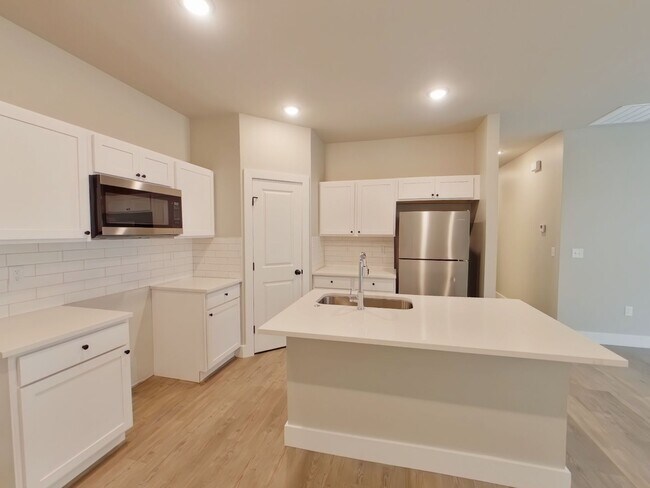 Foto del edificio - 12778 W Wheatland Ct