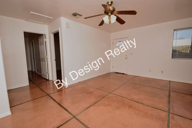 Foto del edificio - 2-Bed 1-Bath near University of Arizona wi...