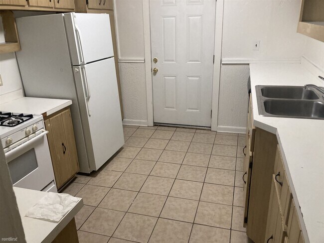 Foto del edificio - 3 br, 1 bath House - NOW/(August)Uptown  P...