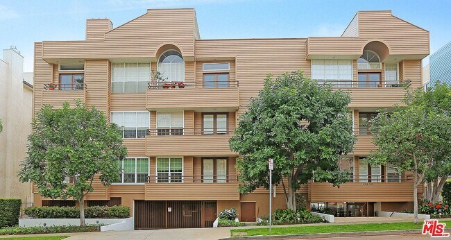 Foto del edificio - 10640 Wilkins Ave