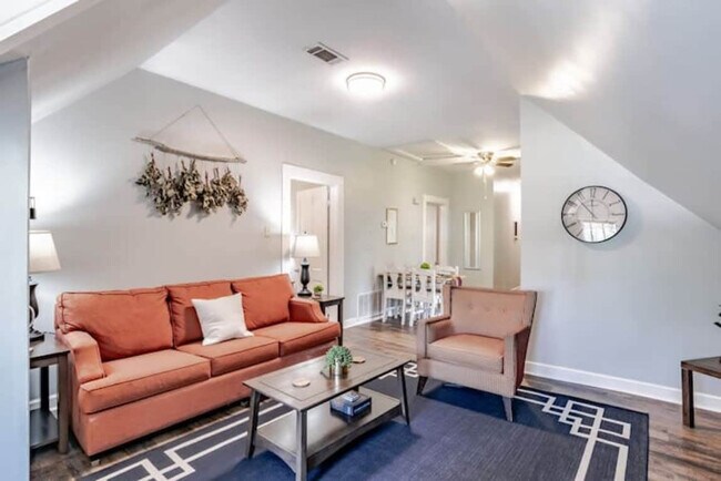 Foto del edificio - 57 N Ann St